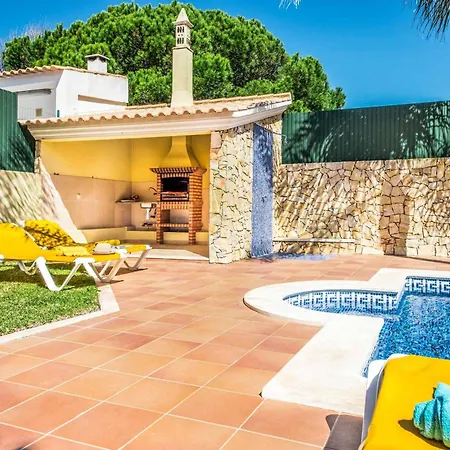 Luana Βίλα Olhos de Αgua