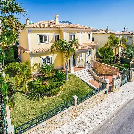 Luana Villa